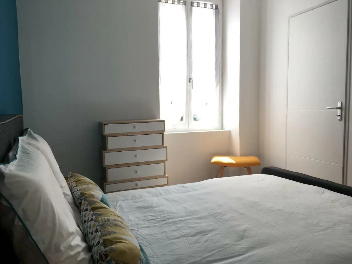 Lozanne Apartment
