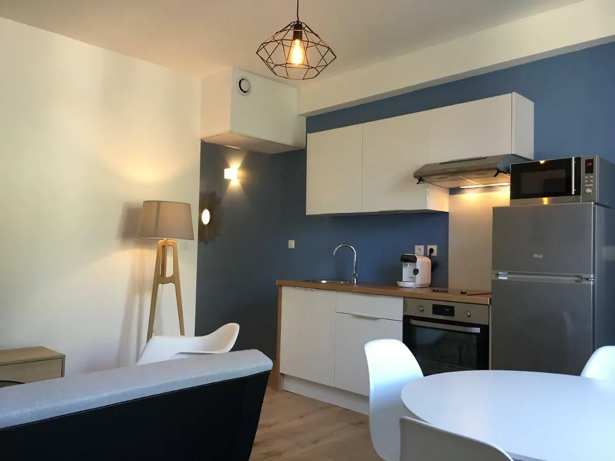 Lozanne Apartment 0*,  France