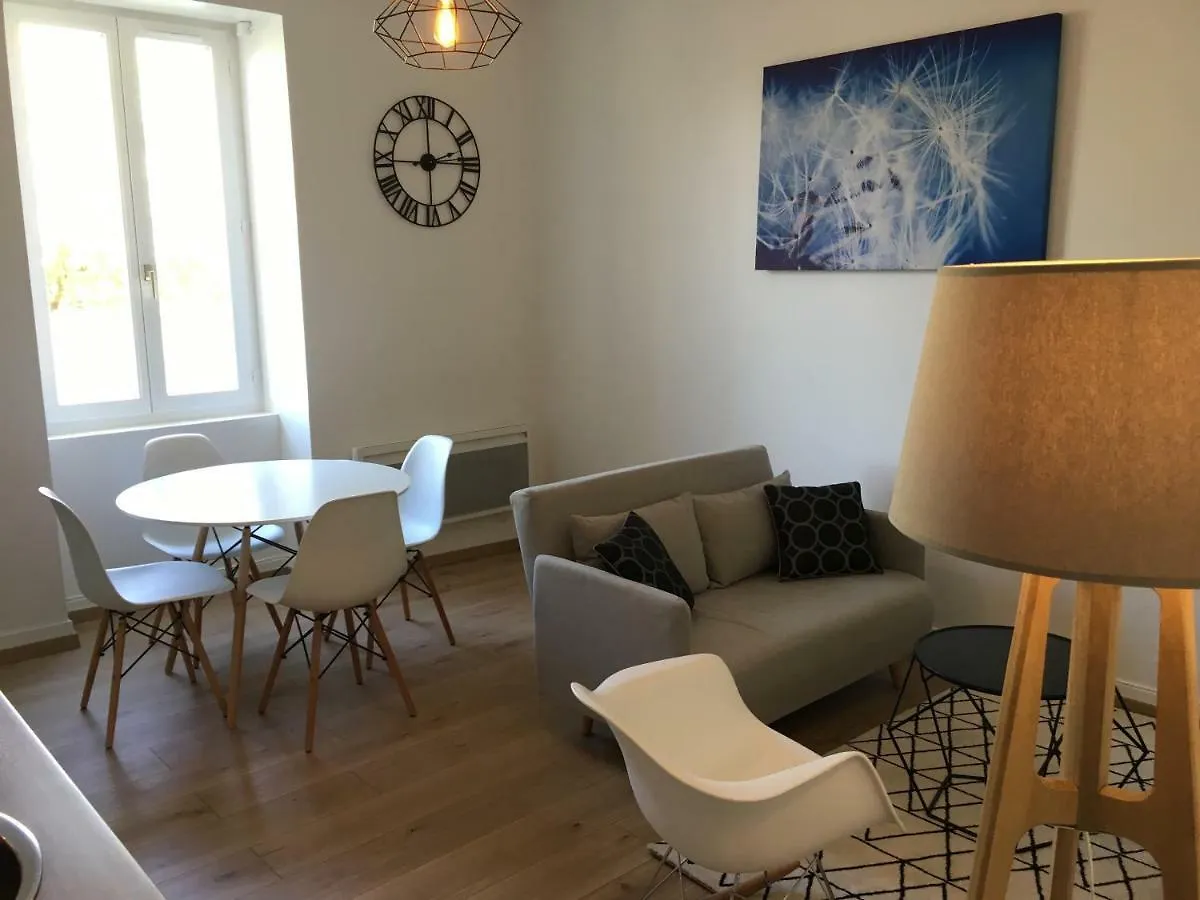 Lozanne Apartment