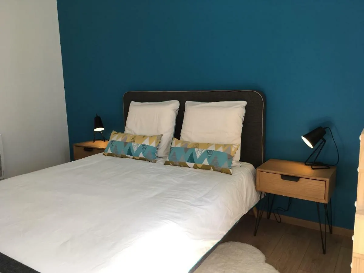 Lozanne Apartment